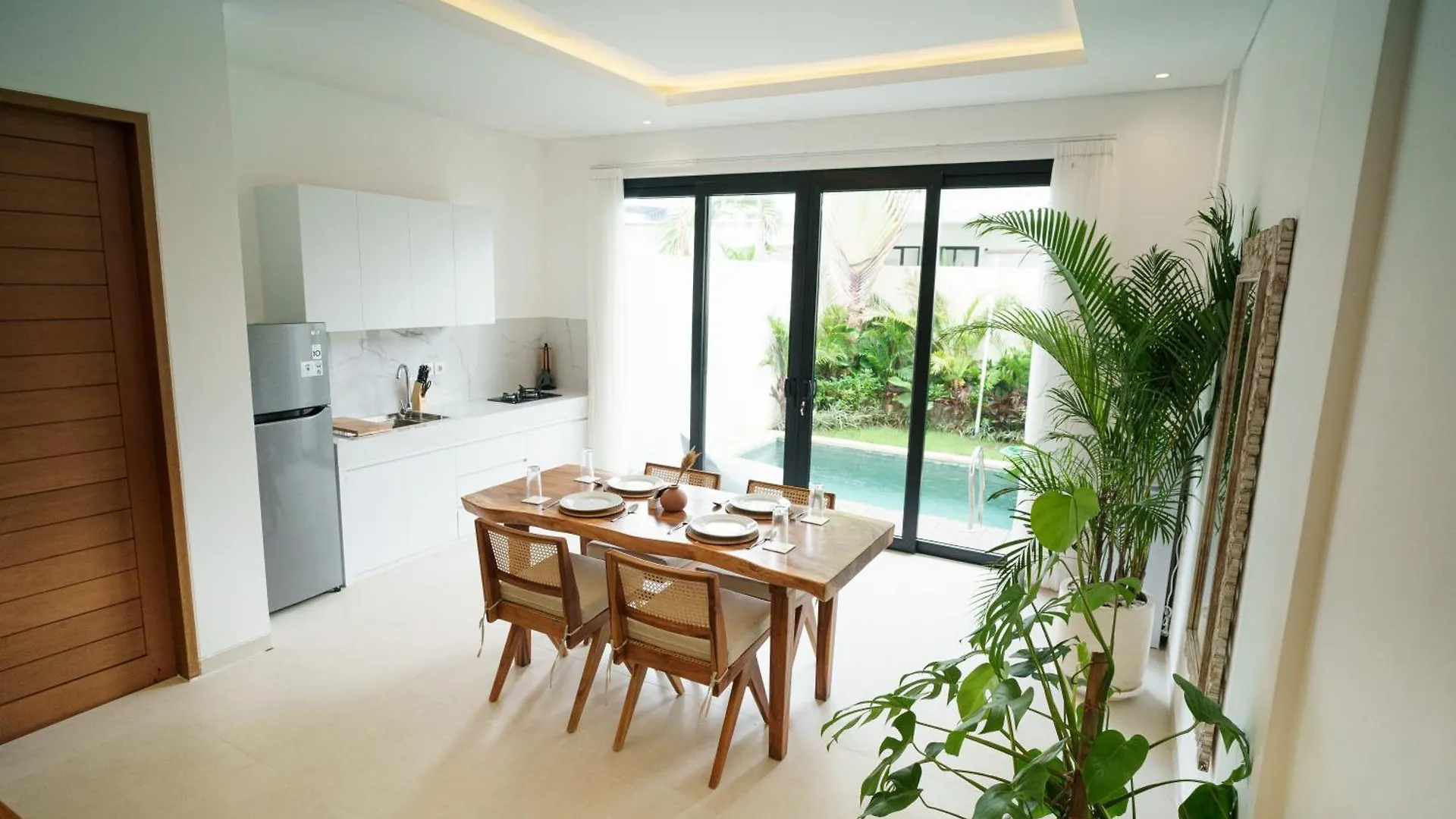 Canggu Zen Villa - 2 Bedroom Villa In Berawa 0*,  Indonésie